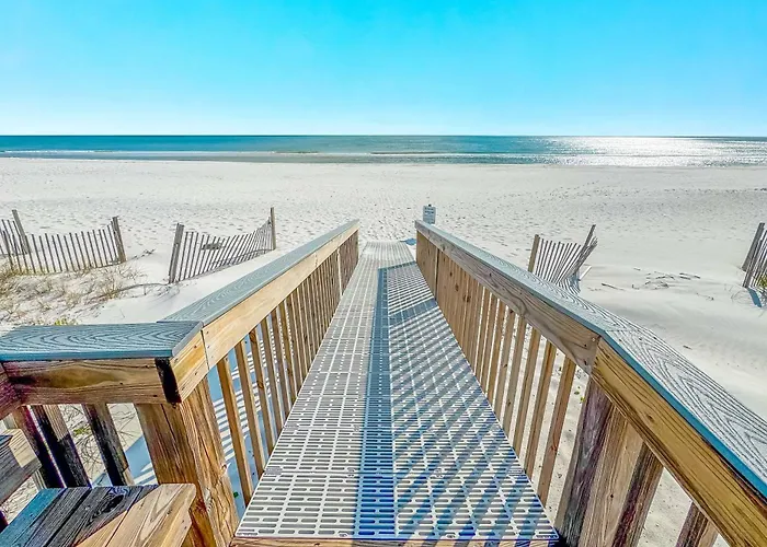 Summer House West 203a